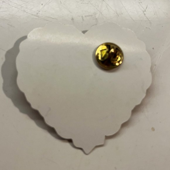 Avon Cupid Pin on Original Card - Picture 2 of 3